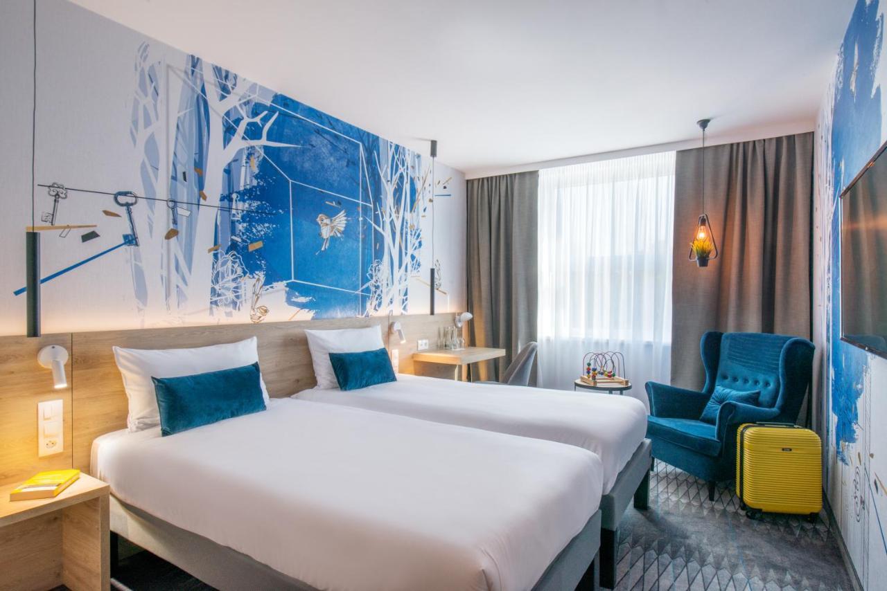 Отель Ibis Styles Krakow East Экстерьер фото